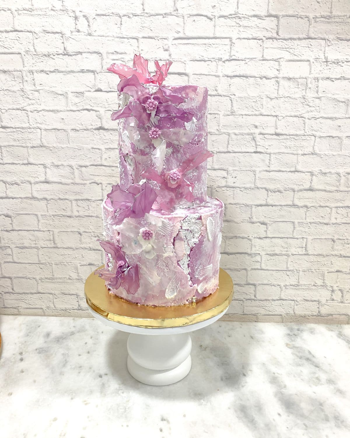 Isomalt sails in lilac and pearl